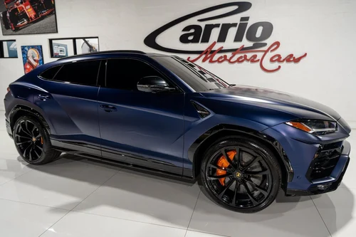 
           
        2022 Lamborghini Urus