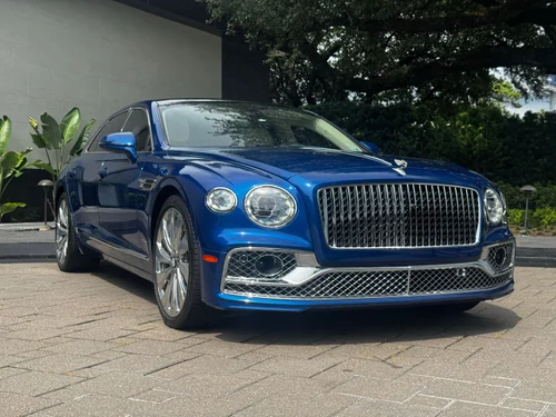 2023 Bentley Flying Spur V8