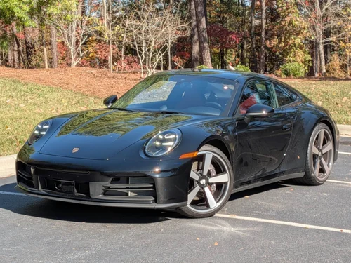 
           
        2025 Porsche 911 Carrera