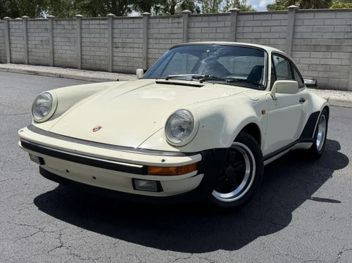 
           
        1984 Porsche 911 Turbo 3.3 Coupe