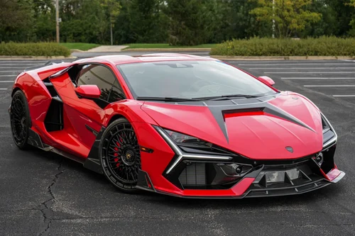 
           
        2025 Lamborghini Revuelto