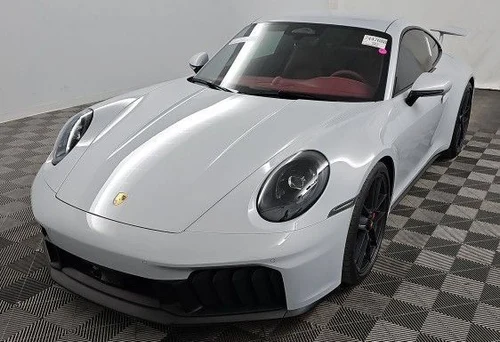 
           
        2026 Porsche 911 Carrera GTS Premium