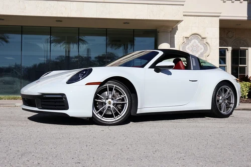 
           
        2021 Porsche 911 Targa 4