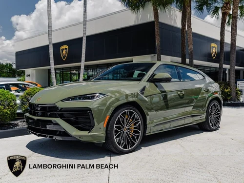 
           
        2025 Lamborghini Urus