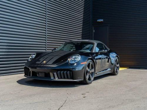 
           
        2026 Porsche 911 Carrera GTS