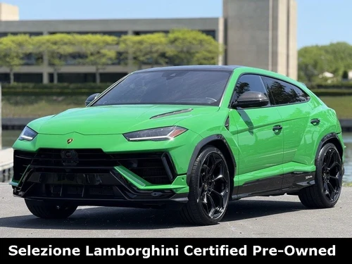 2023 Lamborghini Urus Performante