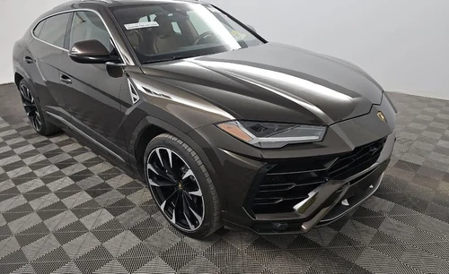 
           
        2021 Lamborghini Urus