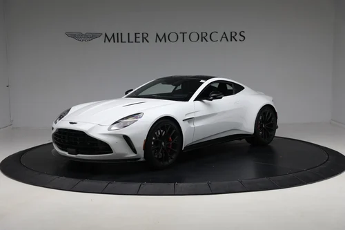 
           New 
        2025 Aston Martin Vantage