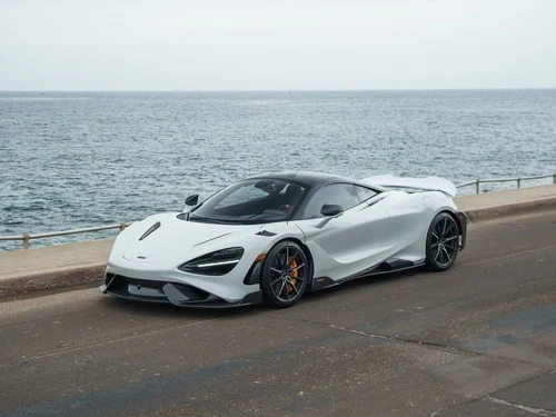 
           
        2021 McLaren 765LT