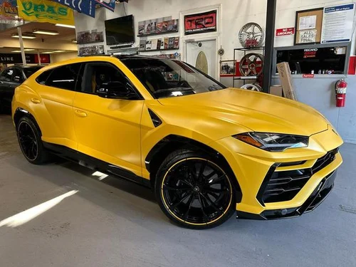 
           
        2022 Lamborghini Urus Base