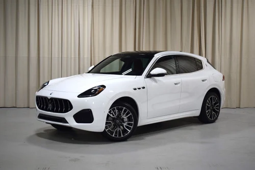 
           New 
        2025 Maserati Grecale
