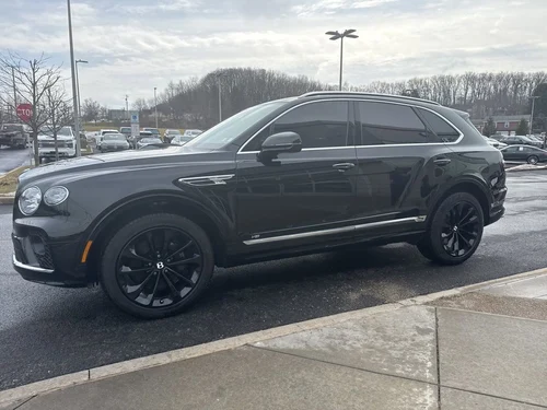 
           
        2021 Bentley Bentayga V8