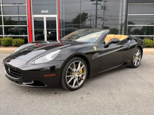 
           
        2013 Ferrari California Base
