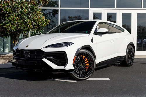 
           
        2025 Lamborghini Urus SE