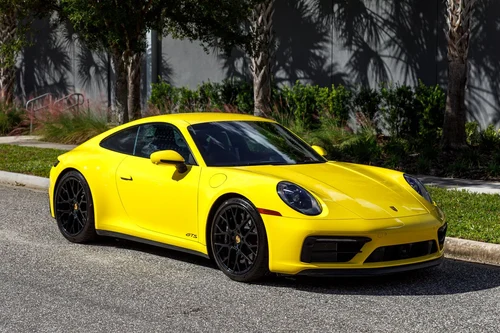 
           
        2024 Porsche 911