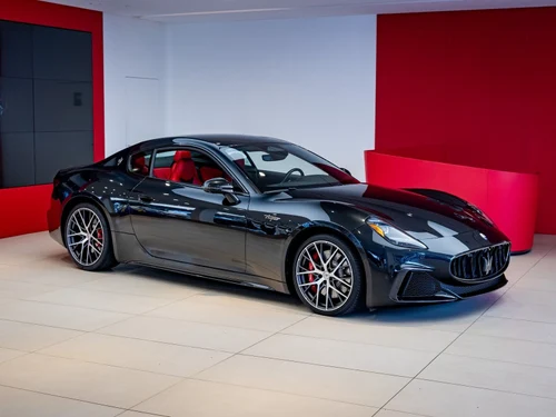 
           
        2024 Maserati GranTurismo Trofeo