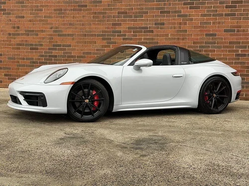 
           
        2024 Porsche 911 Targa 4S