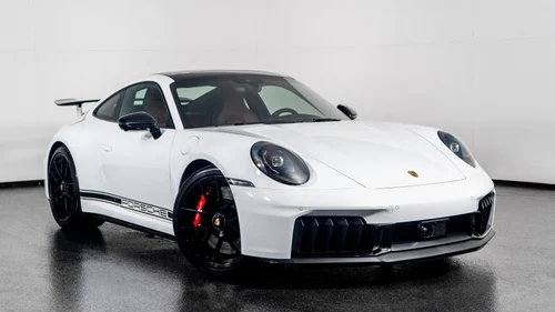 
           
        2025 Porsche 911