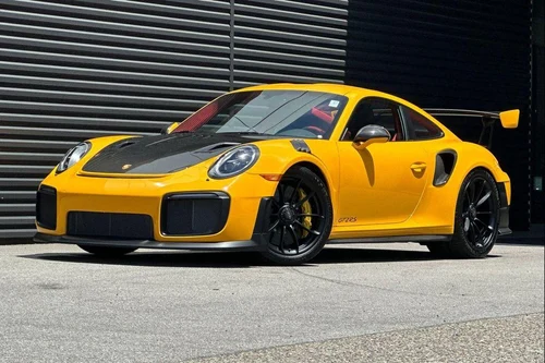 
           
        2018 Porsche 911 GT2 RS