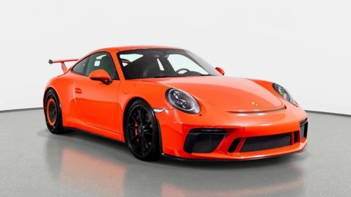 
           
        2018 Porsche 911