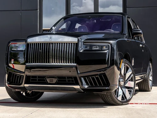
           New 
        2027 Rolls-Royce Cullinan Base