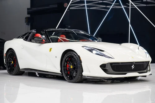 
           
        2023 Ferrari 812 GTS