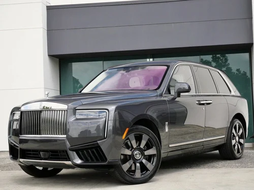 
           New 
        2025 Rolls-Royce Cullinan