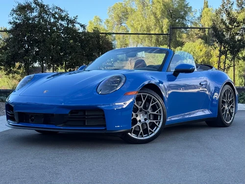 
           
        2025 Porsche 911 Carrera