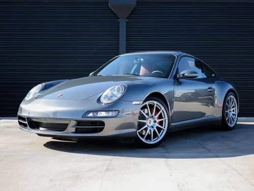 
           
        2008 Porsche 911