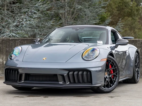 
           New 
        2026 Porsche 911 Carrera 4 GTS