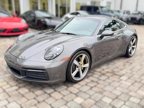 
           
        2021 Porsche 911