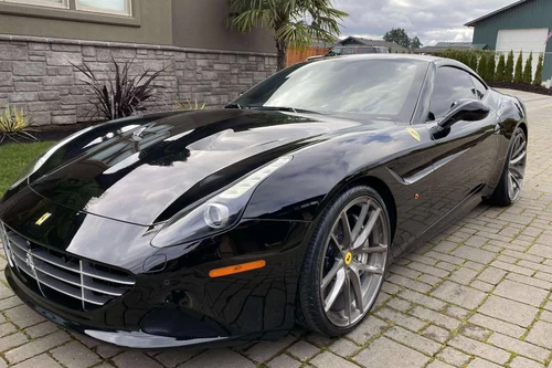 
           
        2015 Ferrari California T