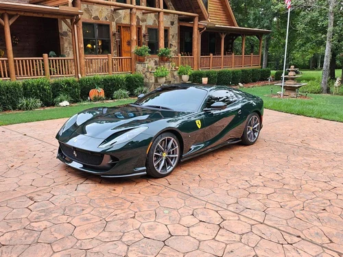 
           
        2022 Ferrari 812 GTS Base