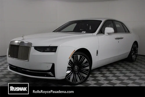 
           New 
        2025 Rolls-Royce Ghost