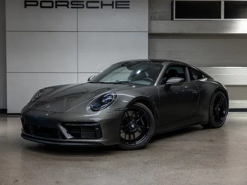 
           
        2024 Porsche 911 Carrera 4 GTS