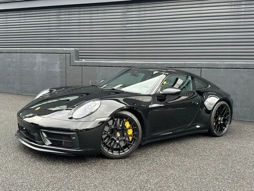 
           
        2023 Porsche 911 Carrera GTS