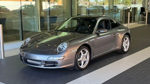 
           
        2008 Porsche 911 4
