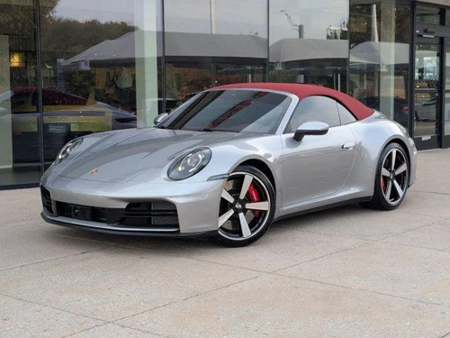 
           
        2025 Porsche 911 Carrera