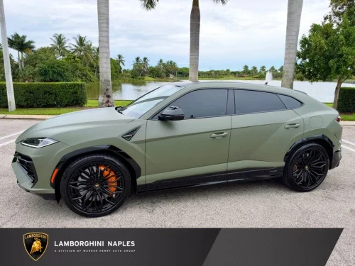 
           
        2025 Lamborghini Urus SE