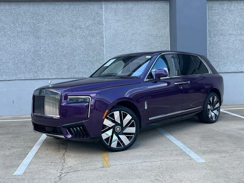 
           
        2025 Rolls-Royce Cullinan Base