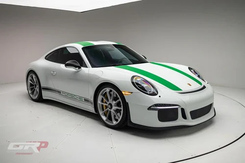 
           
        2016 Porsche 911
