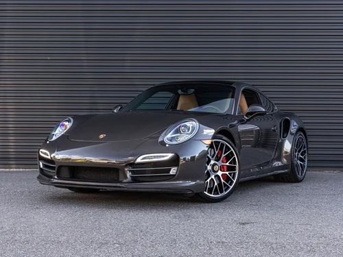 
           
        2015 Porsche 911 Turbo