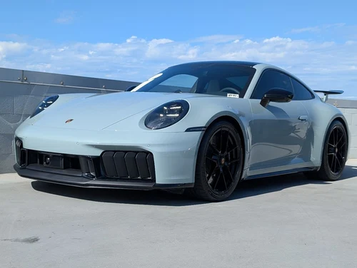 
           
        2025 Porsche 911 Carrera GTS