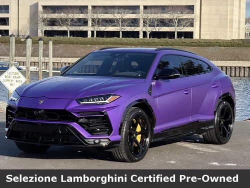 
           
        2022 Lamborghini Urus Base
