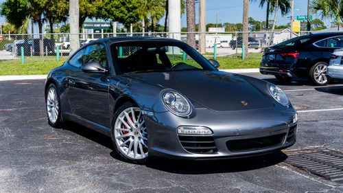 
           
        2012 Porsche 911