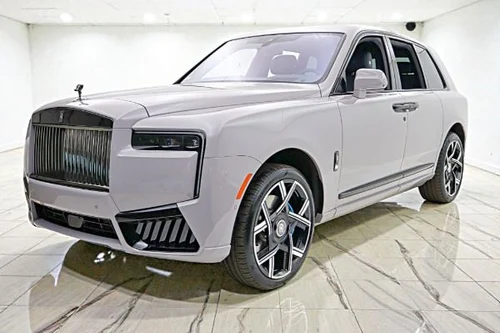 
           New 
        2026 Rolls-Royce Black Badge Cullinan