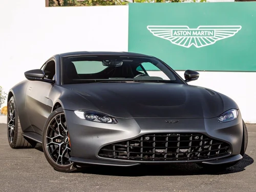 
           
        2021 Aston Martin Vantage Base