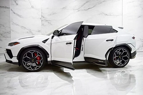 
           
        2024 Lamborghini Urus