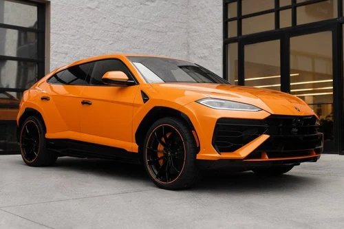 
           New 
        2025 Lamborghini Urus SE
