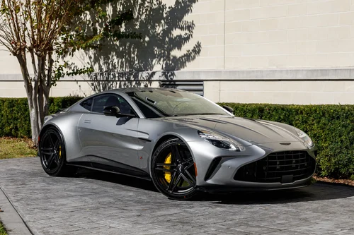 
           New 
        2026 Aston Martin Vantage S